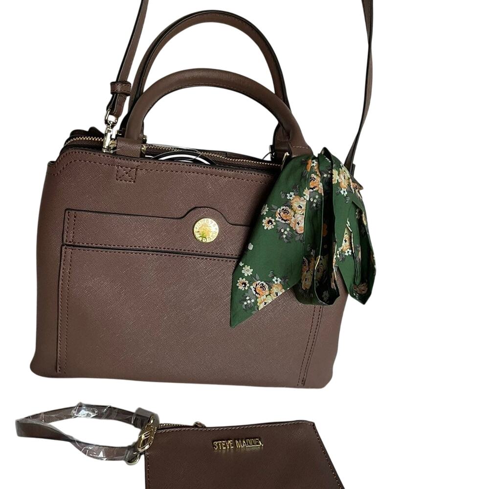 Brand New STEVE MADDEN Beautiful Caffe Satchel Tote Handbag Gold SM LOGO